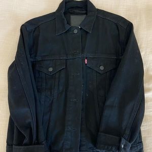 LEVIS BLACK DENIM JACKET